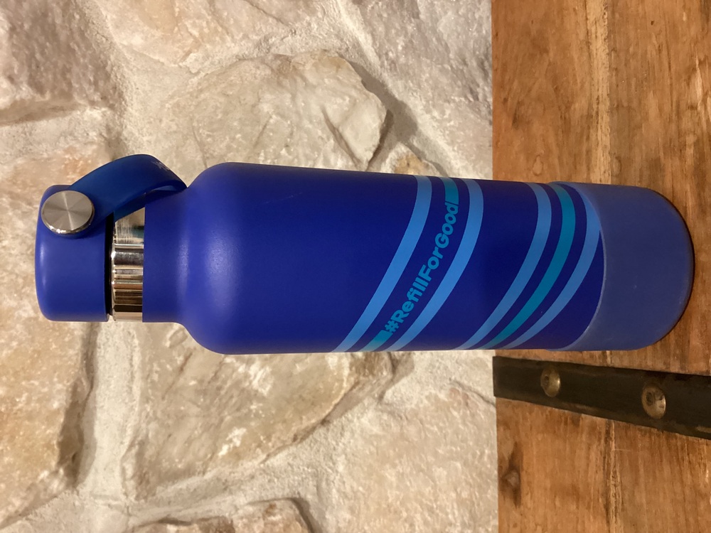 Hydro Flask RARE HTF Surfrider Foundation Cobalt Blue 20 oz Bottle